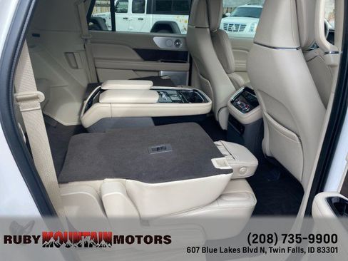 Used 2019 Lincoln Navigator L Reserve AWD/4WD image 35