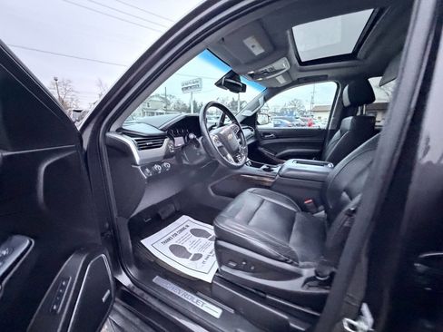 Used 2016 Chevrolet Suburban LT image 40