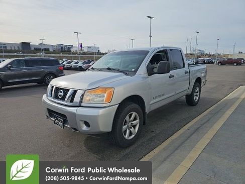 Used 2011 Nissan Titan S image 2