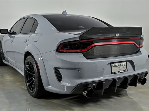 Used 2022 Dodge Charger SRT Hellcat w/ Harman/Kardon Audio Group RWD image 7