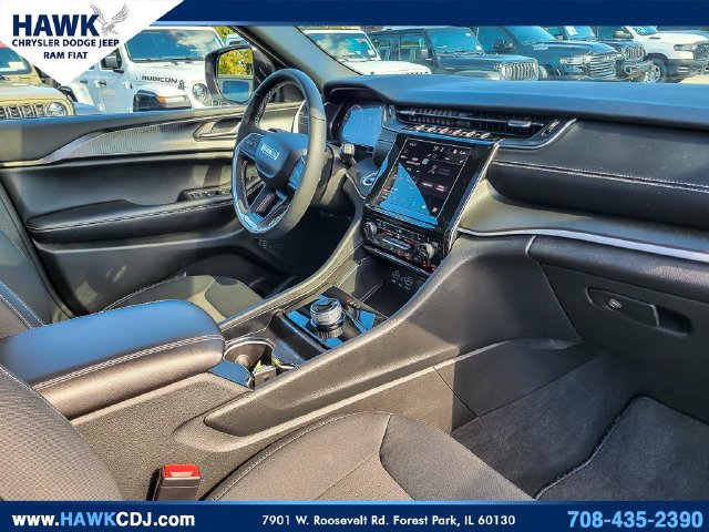 Certified 2025 Jeep Grand Cherokee Laredo X w/ Luxury Tech Group I AWD/4WD image 29
