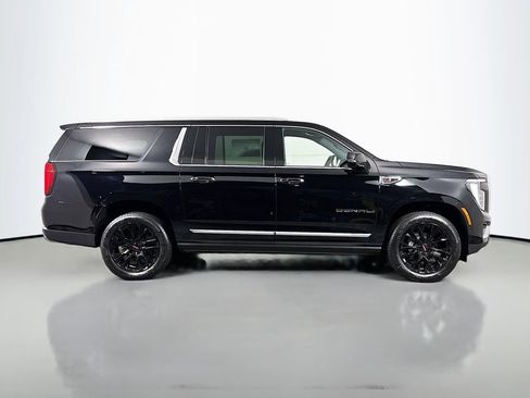 New 2026 GMC Yukon XL Denali w/ Sun & Power Step Package image 8