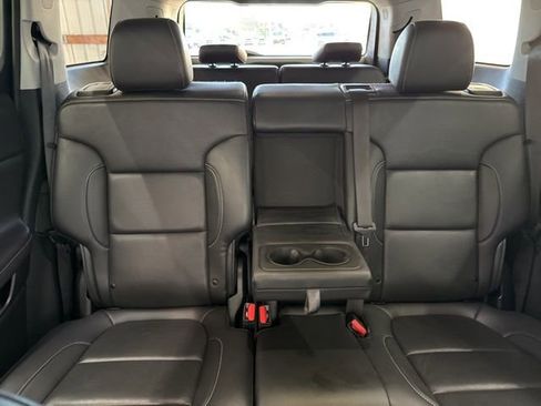 Used 2023 GMC Acadia SLT image 33