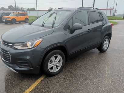 Used 2022 Chevrolet Trax LT w/ LT Convenience Package