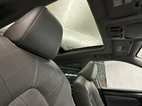 Used 2020 Toyota Highlander Limited Platinum image 18