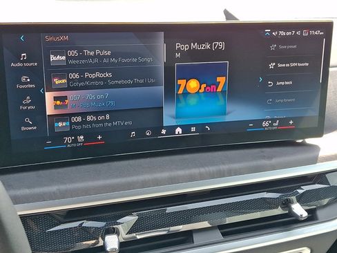 Certified 2024 BMW X5 xDrive40i w/ Premium Package image 19