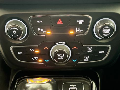 Used 2021 Jeep Compass Limited w/ Elite Interior Group image 27