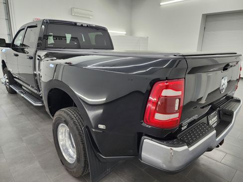 Used 2021 RAM 3500 Big Horn w/ Max Tow Package AWD/4WD image 6