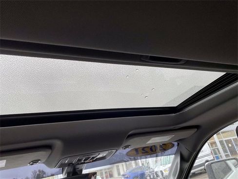 Used 2021 GMC Sierra 2500 Denali w/ Denali Ultimate Package image 15