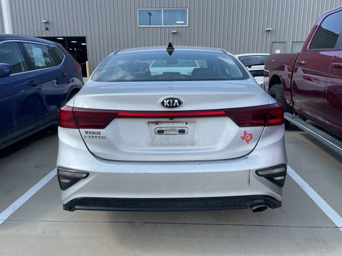 Used 2019 Kia Forte LXS image 5