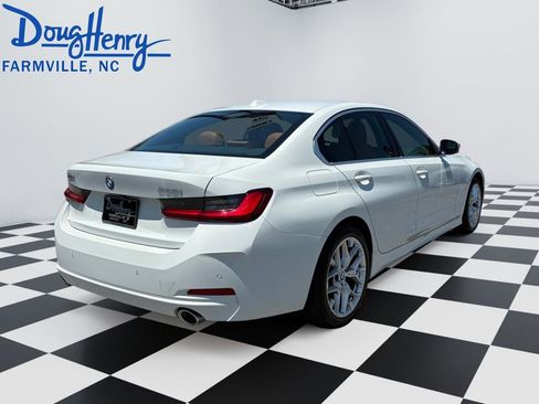 Used 2025 BMW 330i Sedan RWD image 5