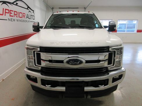 Used 2018 Ford F250 XLT w/ XLT Premium Package image 10