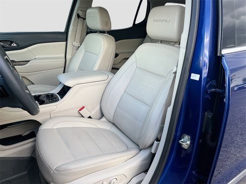 Used 2023 GMC Acadia Denali w/ Denali Ultimate Package image 22