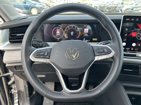 New 2026 Volkswagen Tiguan SE AWD/4WD image 22