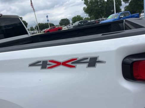 Used 2025 Chevrolet Silverado 2500 LTZ w/ LTZ Convenience Package AWD/4WD image 5