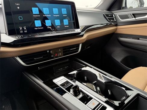 New 2026 Volkswagen Atlas Cross Sport SEL image 13