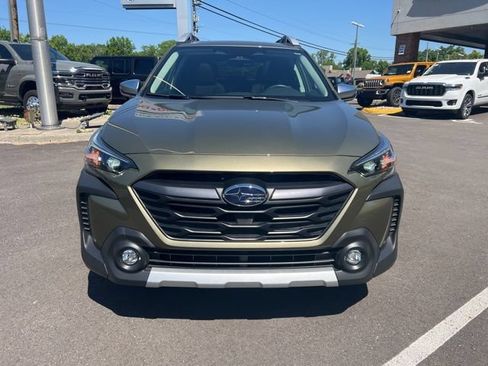 Used 2025 Subaru Outback Touring XT w/ Tech Package 3 AWD/4WD image 38
