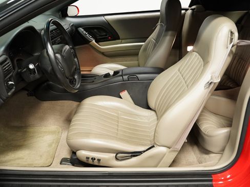 Used 2002 Chevrolet Camaro Z28 w/ Sport Appearance Pkg image 25