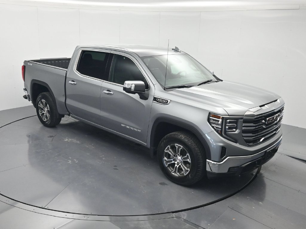 Used 2025 GMC Sierra 1500 SLT AWD/4WD image 30