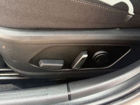 Used 2025 Hyundai Sonata SEL FWD image 23