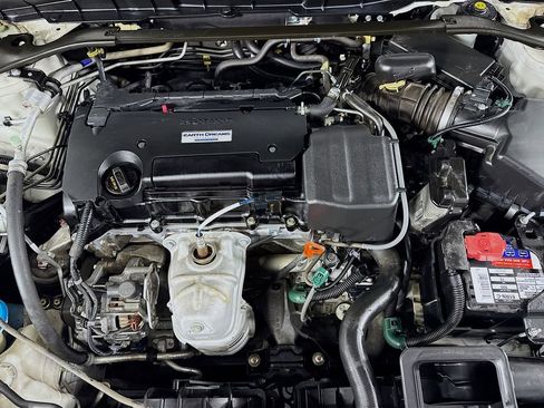 Used 2016 Honda Accord EX-L image 39