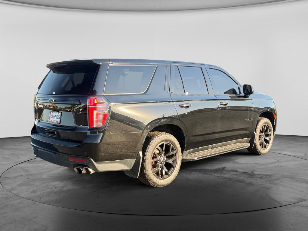 Used 2024 Chevrolet Tahoe RST w/ RST Performance Edition AWD/4WD image 9