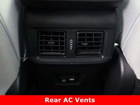 Used 2021 Toyota RAV4 XLE image 30