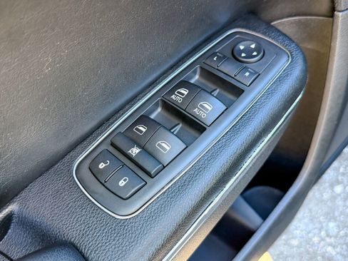 Used 2013 Dodge Charger SXT Plus image 12