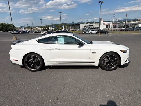 Used 2016 Ford Mustang GT Premium w/ Equipment Group 401A RWD image 6