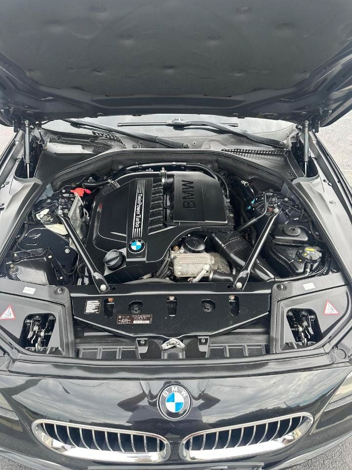 Used 2014 BMW 535i xDrive Sedan AWD/4WD image 32