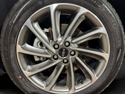 Certified 2025 Lincoln Corsair Grand Touring image 29