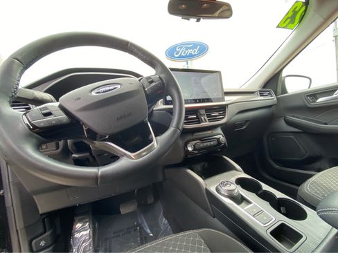 Used 2023 Ford Escape Active w/ Tech Pack #2 FWD image 19