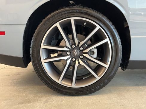 Certified 2022 Dodge Challenger R/T w/ Plus Package image 7