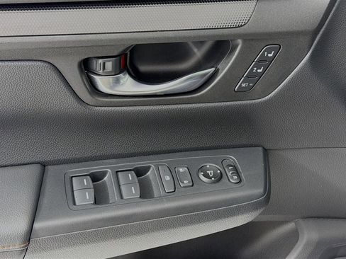 Used 2025 Honda CR-V Sport-L image 18