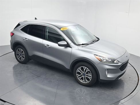 Used 2022 Ford Escape SEL image 40