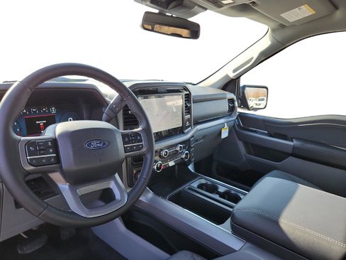New 2025 Ford F150 XLT w/ Equipment Group 302A MID image 9