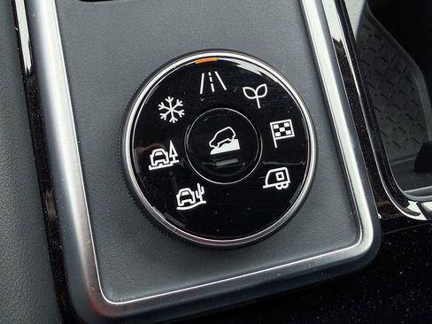 New 2026 Nissan Pathfinder SV AWD/4WD image 21