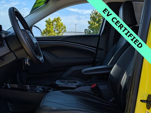 Certified 2025 Ford Mustang Mach-E Select w/ Comfort Package Lite AWD/4WD image 19