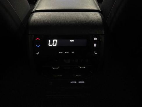 Used 2023 Jeep Grand Cherokee L Limited image 25