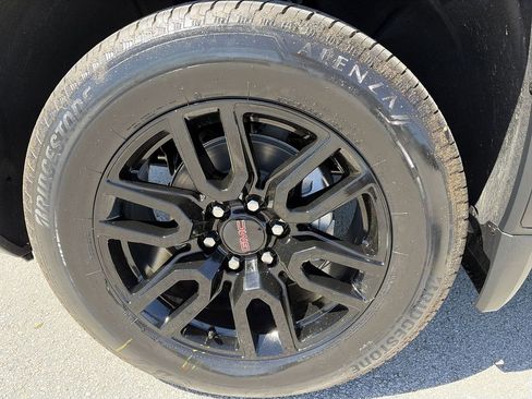 New 2026 GMC Sierra 1500 Elevation AWD/4WD image 37