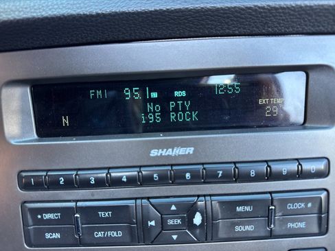 Used 2013 Ford Mustang Premium image 20