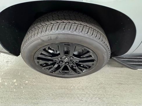 New 2025 Chevrolet Tahoe Premier image 4