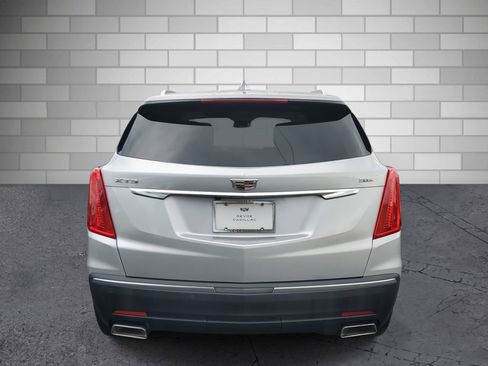 Used 2018 Cadillac XT5 Luxury w/ Driver Awareness Package image 4
