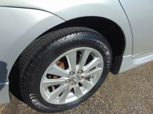 Used 2010 Toyota Corolla S FWD image 26