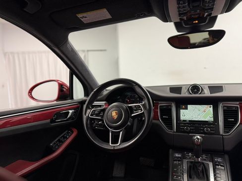 Used 2015 Porsche Macan Turbo w/ Premium Package Plus AWD/4WD image 66