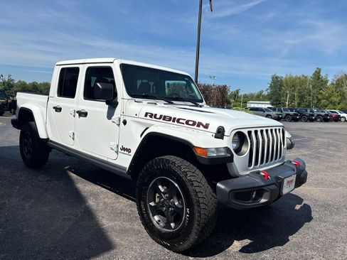 Used 2022 Jeep Gladiator Rubicon w/ Cold Weather Group AWD/4WD image 9