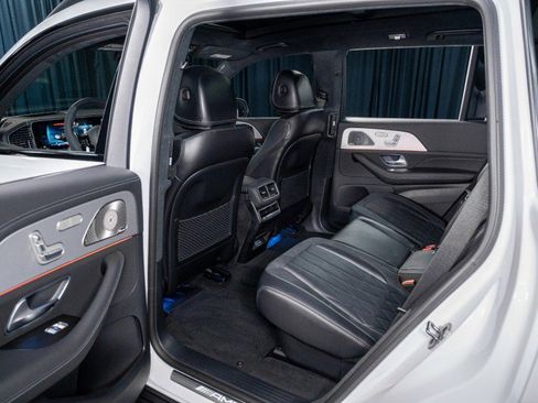 New 2025 Mercedes-Benz GLS 63 AMG 4MATIC image 29