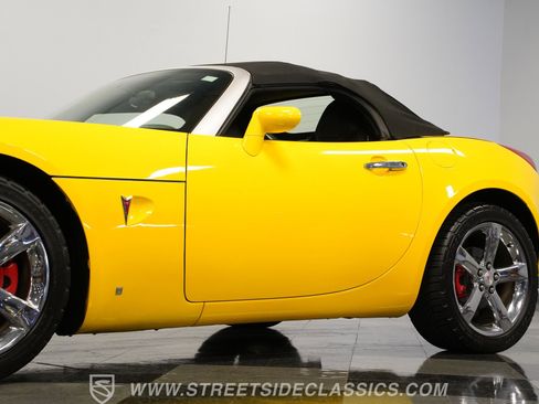 Used 2007 Pontiac Solstice GXP w/ Premium Package image 22