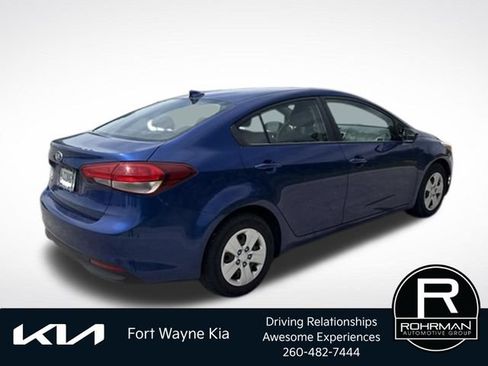 Used 2017 Kia Forte LX FWD image 5