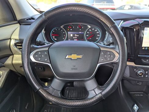 Used 2020 Chevrolet Traverse Premier image 12